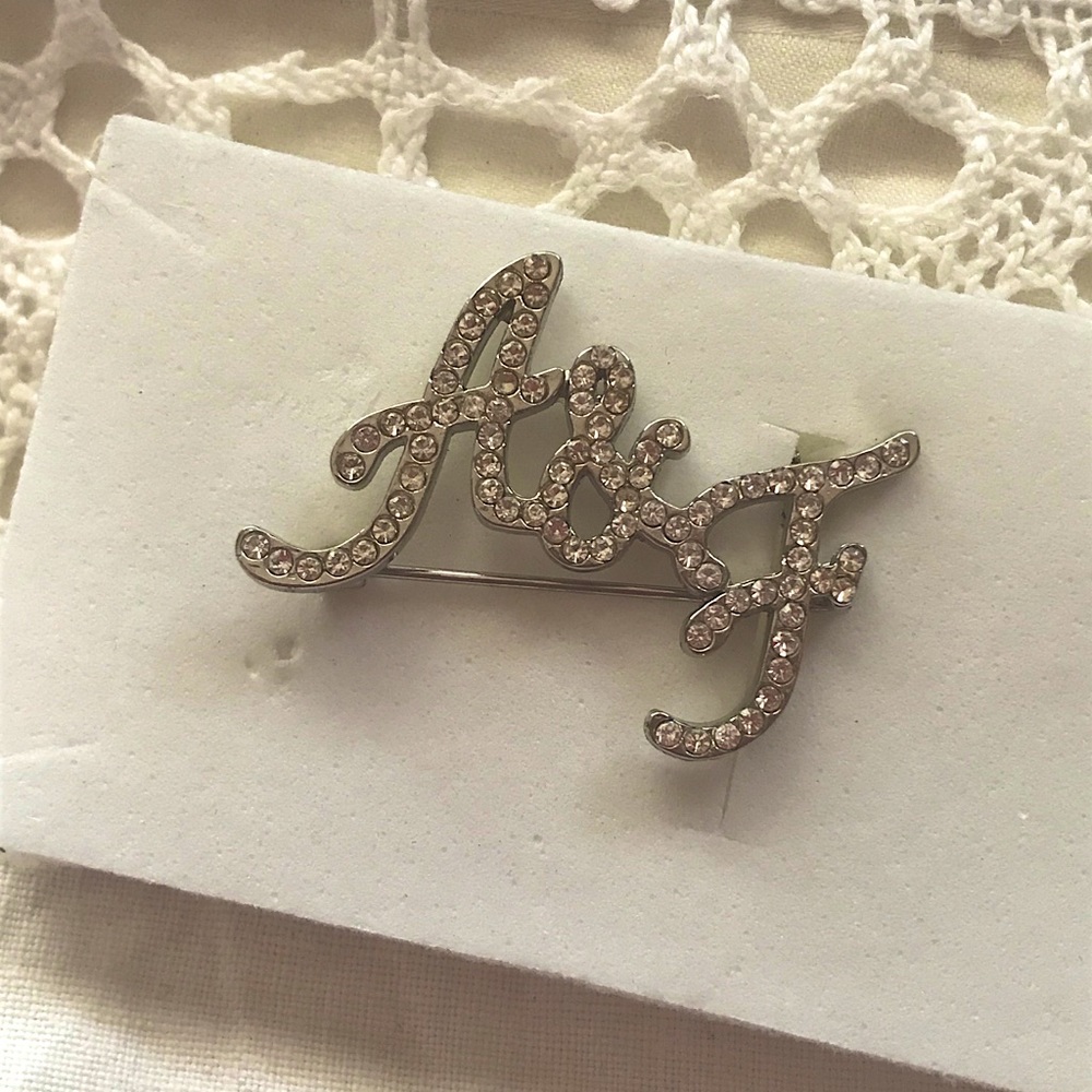 Vintage Ambercrombie and Fitch Brooch